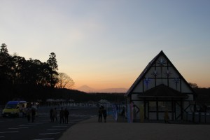 ドイツ村から望む富士山