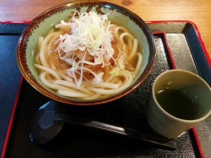 ここで夕食？昼食？のうどん